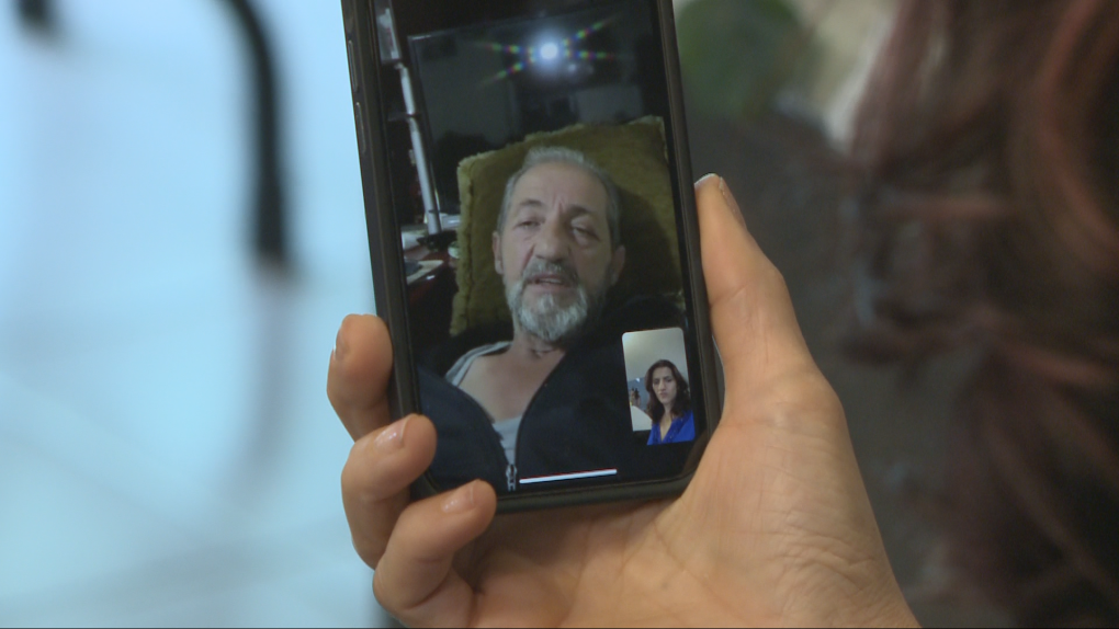 Ottawa family urge government to help bring father back from Lebanon [Video]