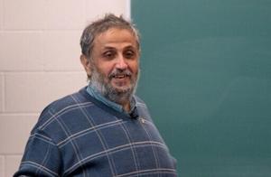 From Canada, professor tries to keep Gaza university alive [Video]