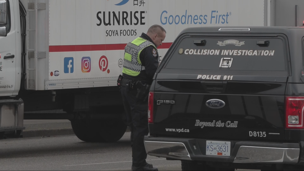 Cyclist dead after East Vancouver crash [Video]