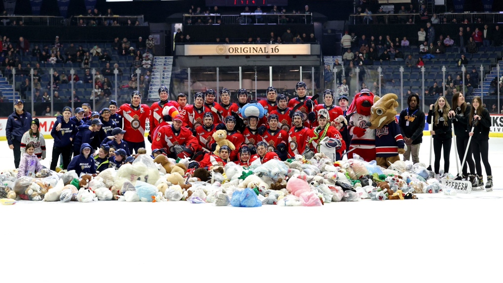 WHL: All Sask. teams hosting Teddy Bear Toss games in December [Video]