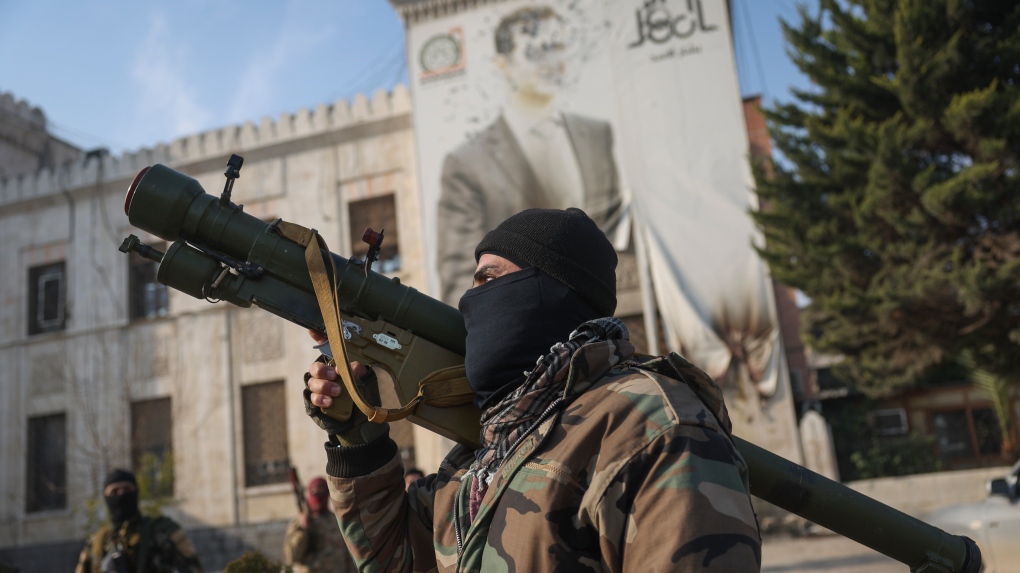 Syrian insurgents advance to country’s third-largest city [Video]