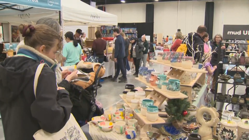 Calgarians flocking to markets with local vendors for Christmas Shopping [Video]