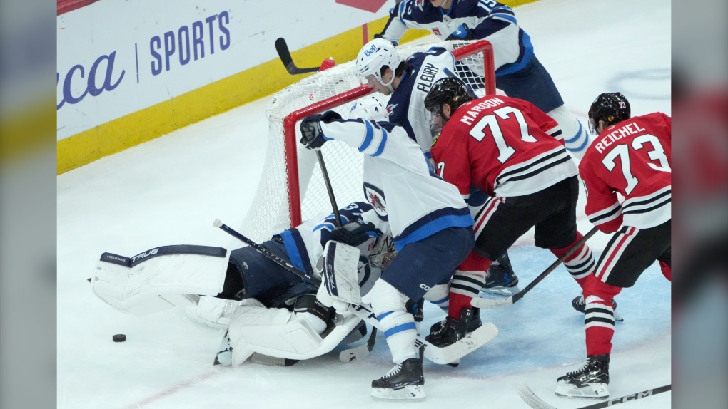 Winnipeg Jets beat Chicago Blackhawks 4-2 [Video]