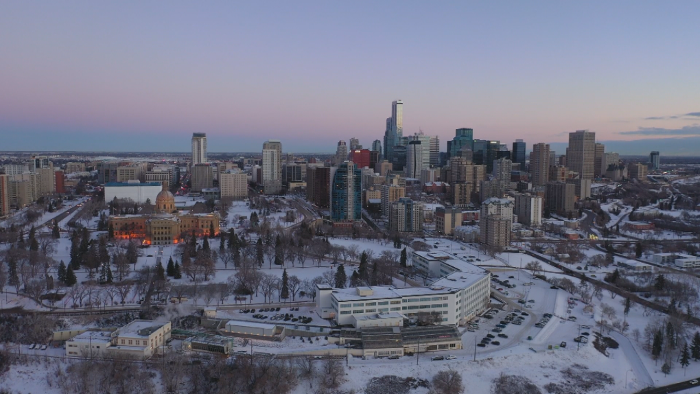 Edmonton weather for Dec. 10: Light snow [Video]