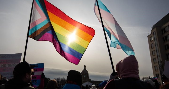 LGBTQ2 groups pushing for speedy court process to stop Albertas transgender bill [Video]