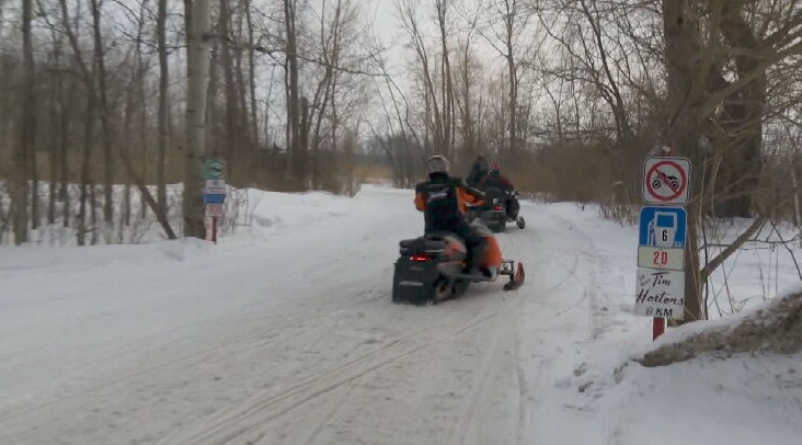 Manitoba weather: Manitobans enjoying winter activities following snowfall [Video]