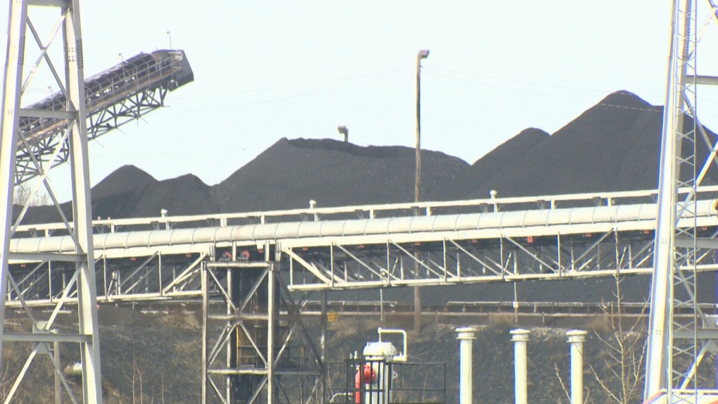 Alberta coal mine expansion ‘backtracking’ on federal coal commitment: environmental advocate [Video]