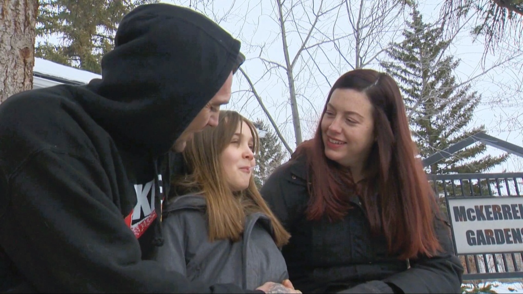 Calgary girl stuck in stolen vehicle recalls terrifying experience [Video]