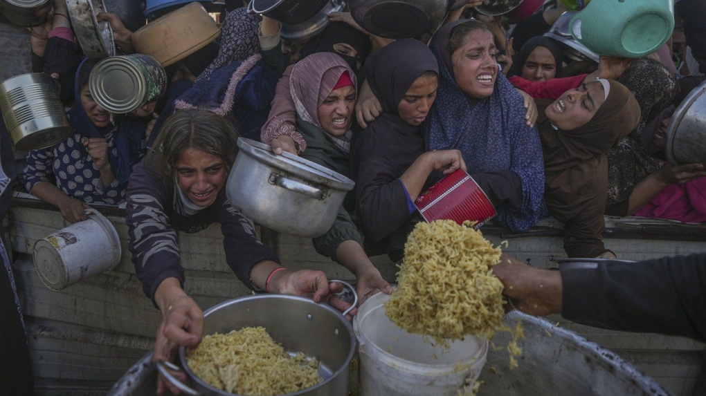 Gaza war news: Israelis strikes kill at least 33, medics say [Video]