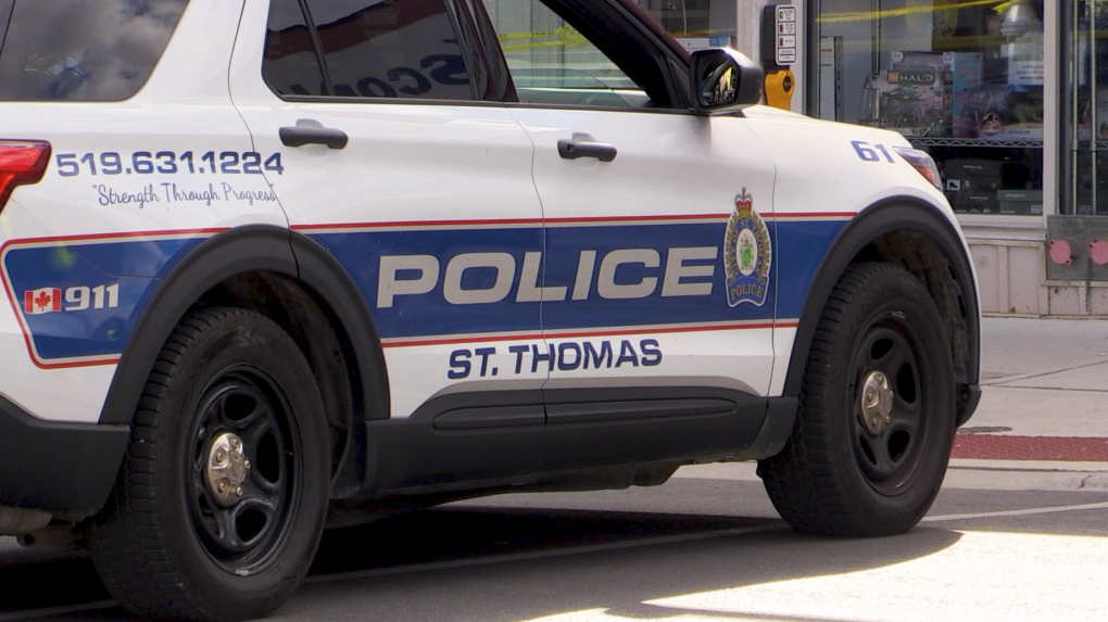 Vehicle left at St. Thomas repair shop involved in hit and run [Video]