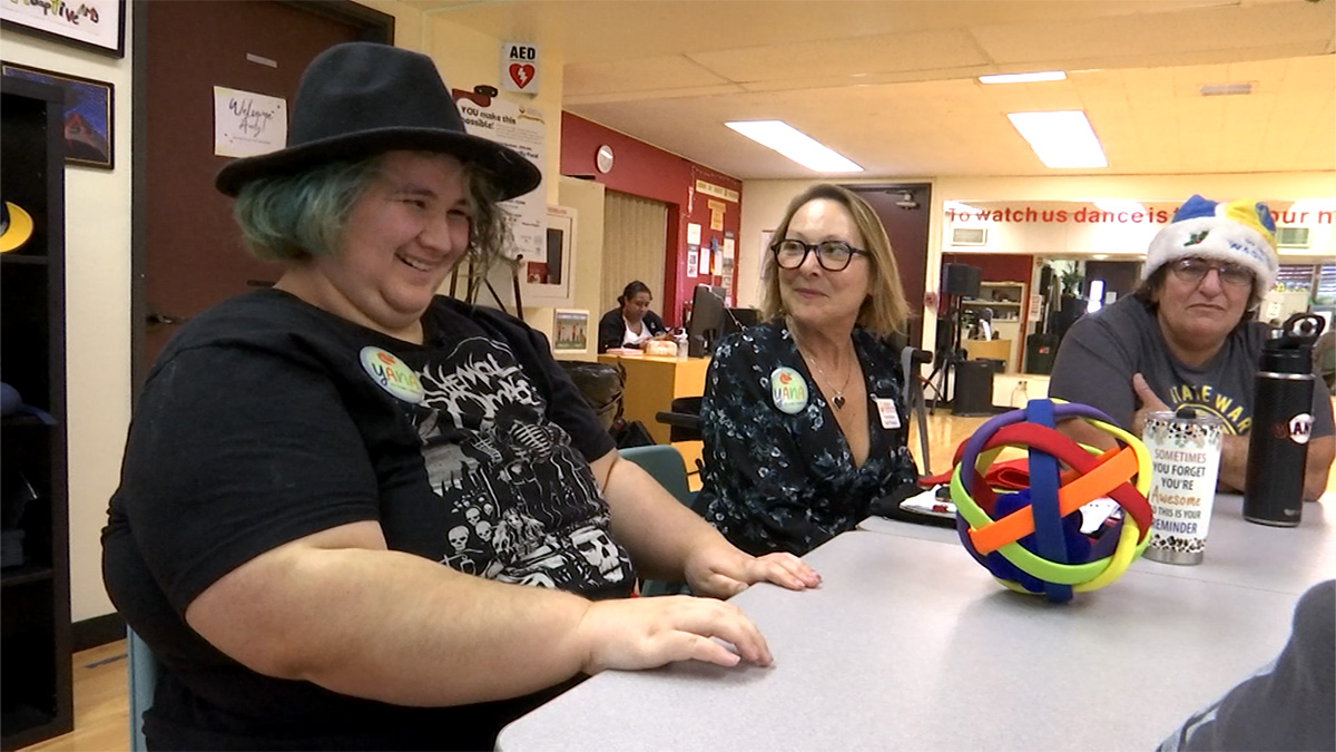 Student with disabilities, once bullied, now leads class in kindness at South Bay college  NBC Bay Area [Video]