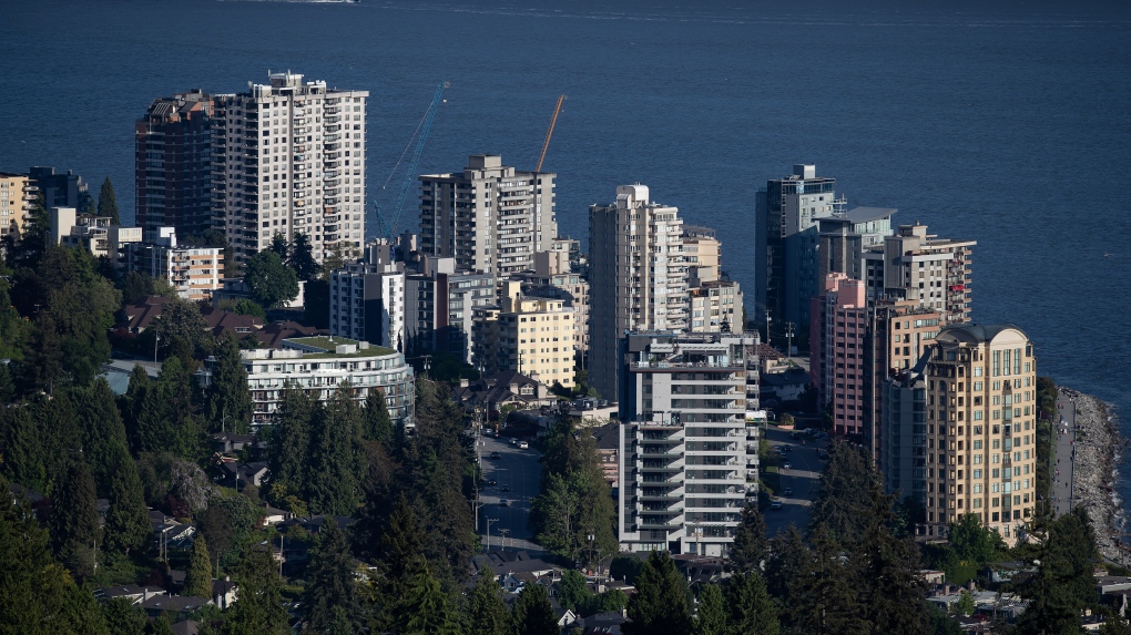 Police investigating homicide in West Vancouver [Video]