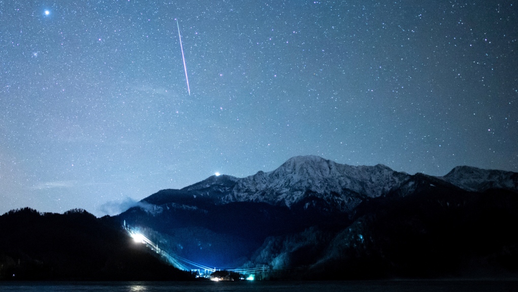 Geminids meteor shower set to soar over Manitoba skies this weekend [Video]