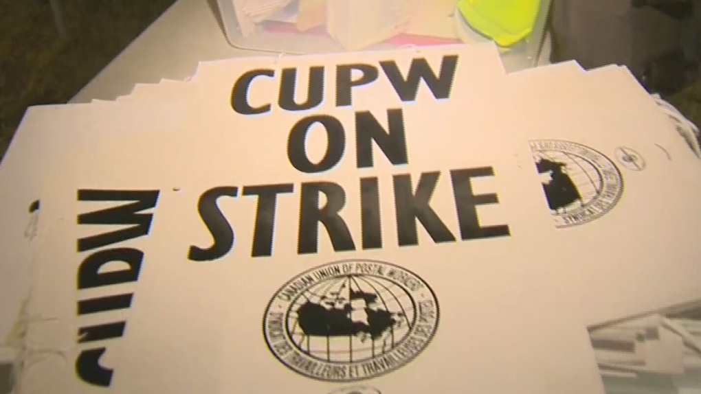 Federal government looks to intervene to bring an end to Canada Post strike [Video]