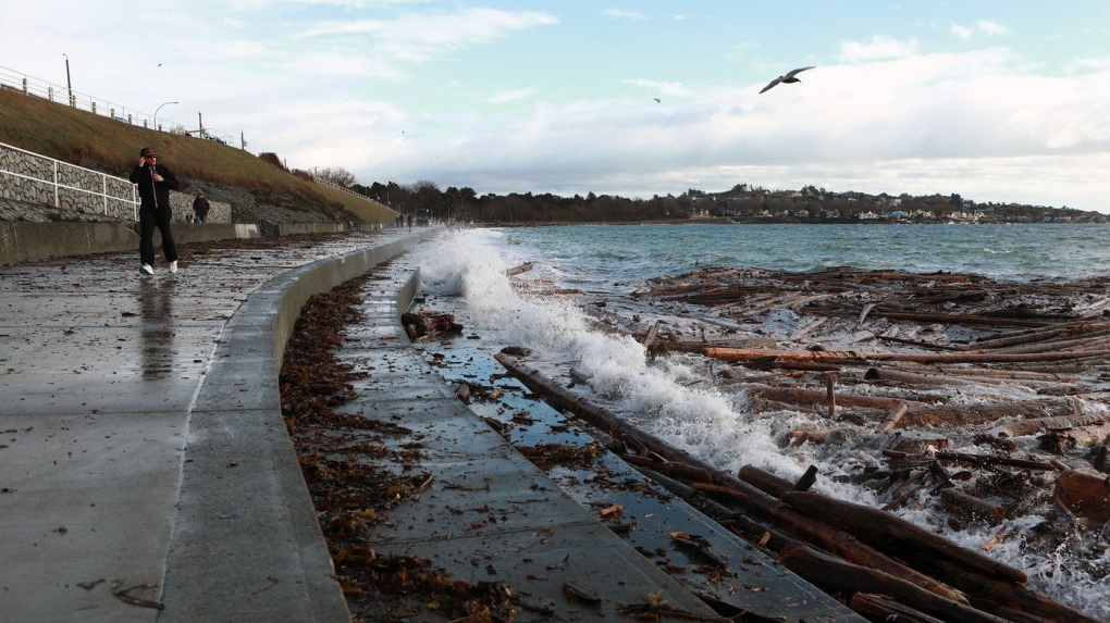 B.C. weather: Forecaster warns of coastal storm surge [Video]