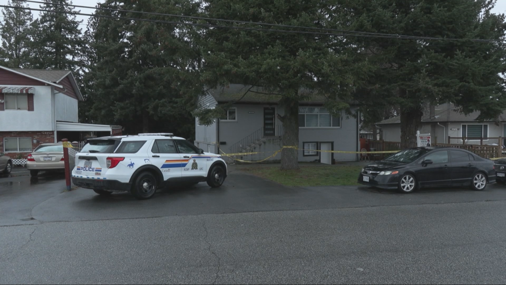 Surrey stabbing kills 1, sends another to hospital: SPS [Video]