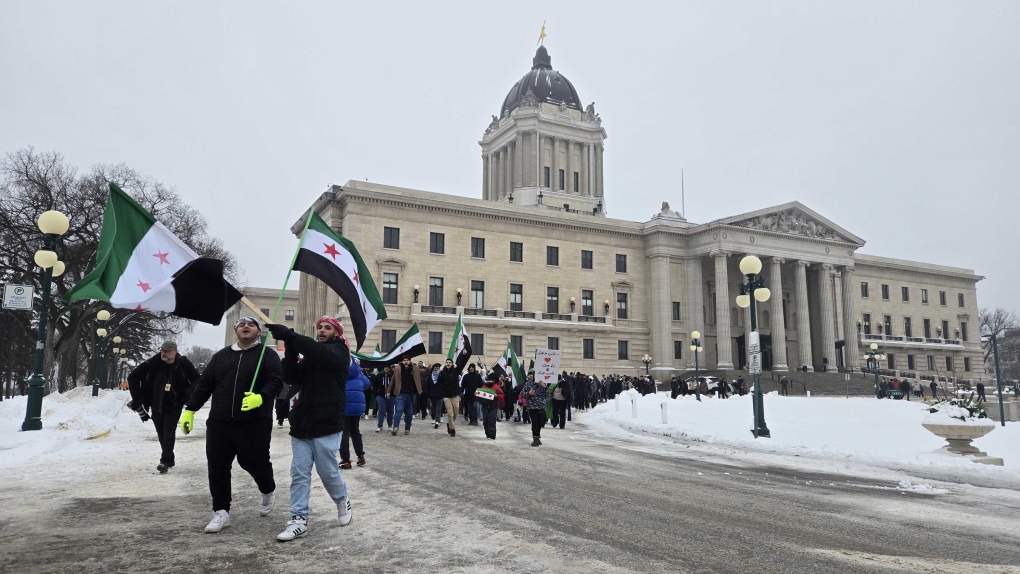 Winnipeg Syrians march from Manitoba Legislative Building to CMHR [Video]