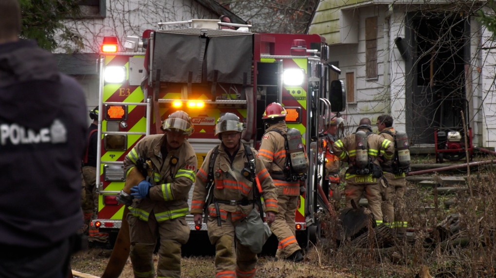 London fire calls blaze ‘suspicious’ [Video]