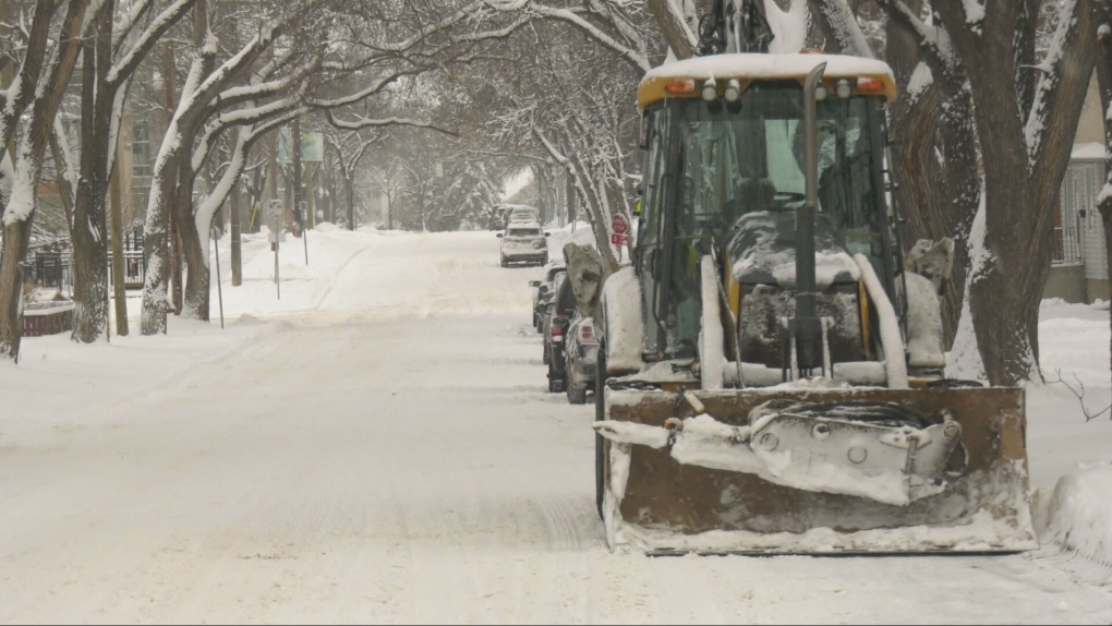 Winnipeg snow clearing taking place Wednesday [Video]