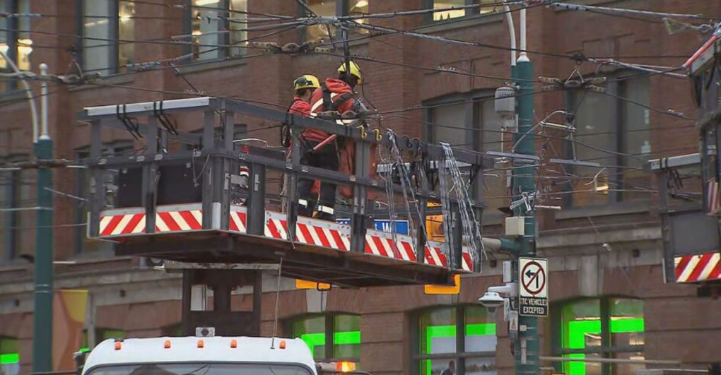 Toronto’s King and Spadina intersection closed for the week for repairs: TTC [Video]