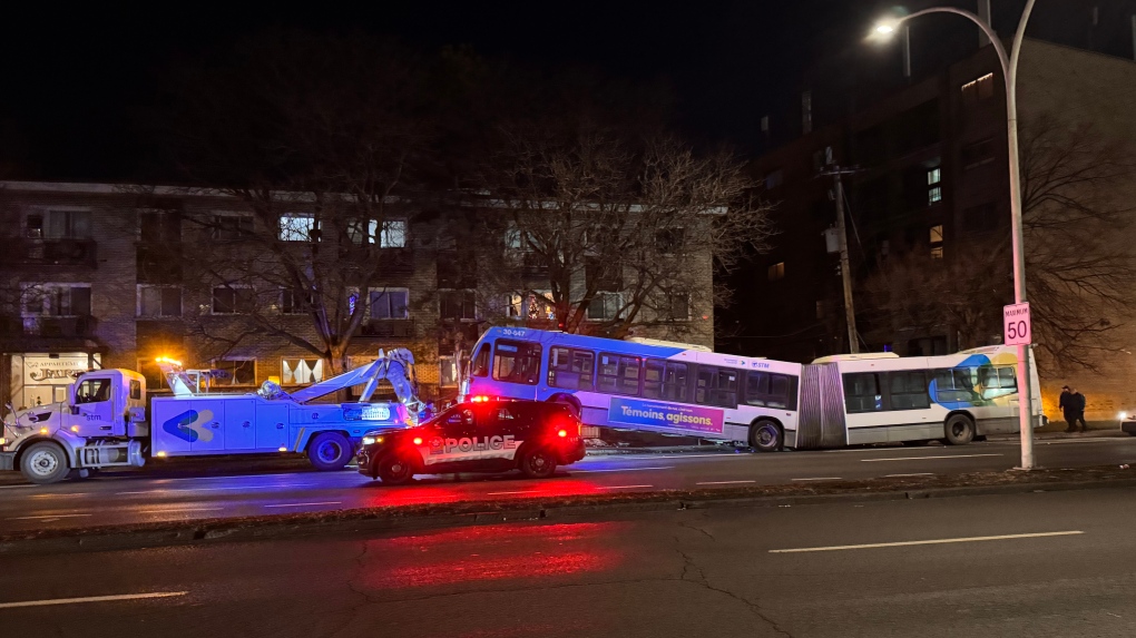 69-year-old woman dies after being struck by city bus in Montreal North [Video]