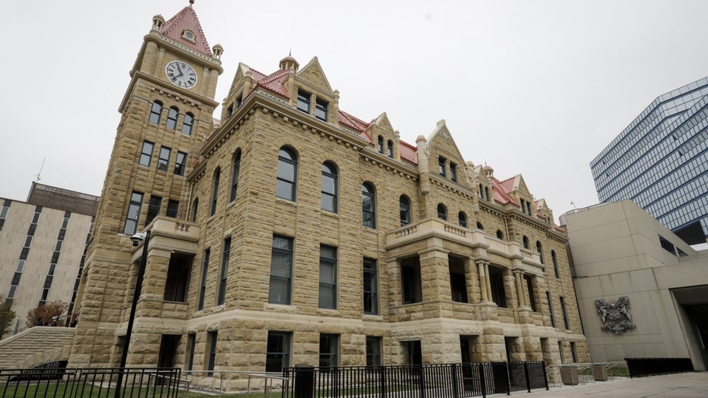 Calgary council votes to require candidates to provide criminal record check [Video]