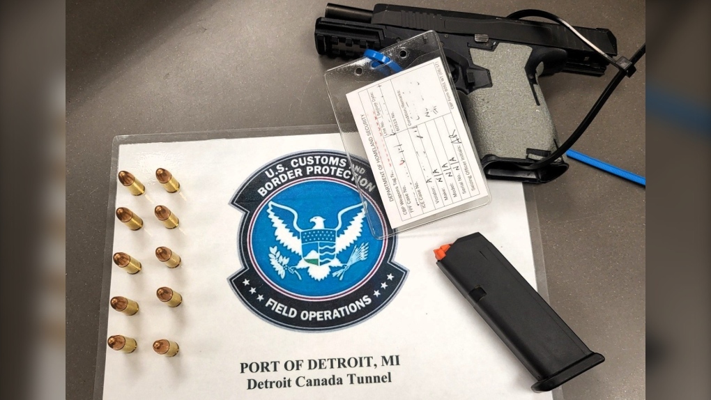 Gun seized a Windsor-Detroit Tunnel [Video]