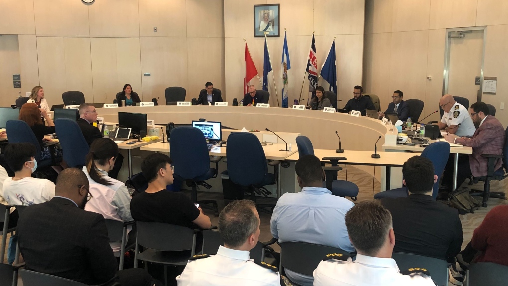 Edmonton Police Commission residency requirements under scrutiny [Video]