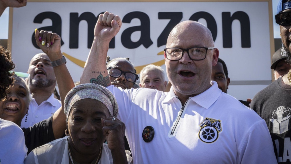 Amazon strike: Teamsters warn of disruptions at multiple U.S. facilities [Video]