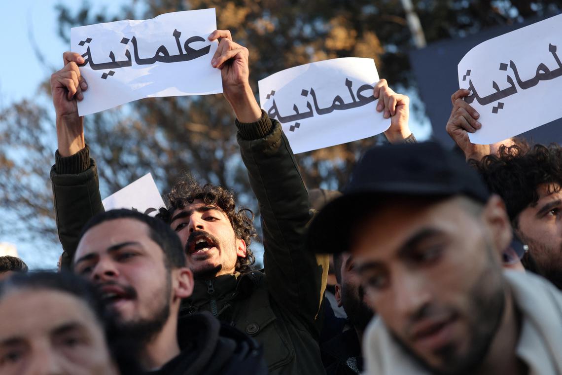 Hundreds in Syrias capital protest for democracy, womens rights: AFP [Video]