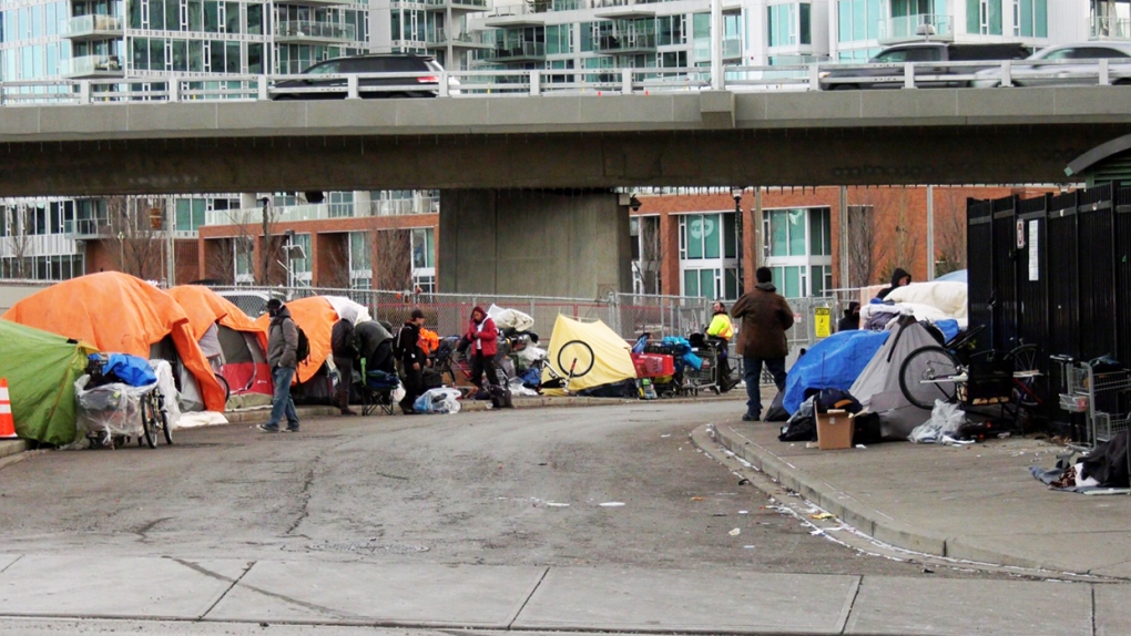 More than 2,000 Calgarians used warming centres last year: CHF [Video]