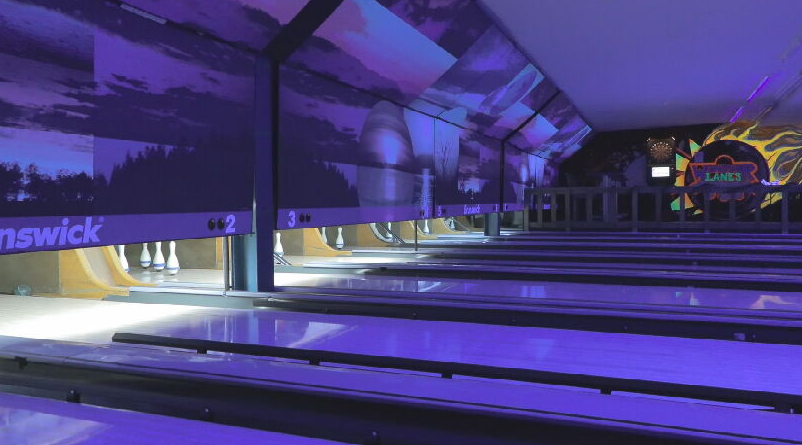 Bowling alley opens at former Windsor Bowling Lanes [Video]