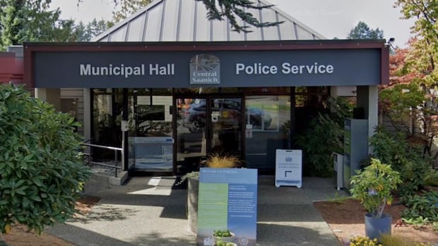 B.C. police watchdog investigating apparent suicide of officer charged with sexual assault [Video]