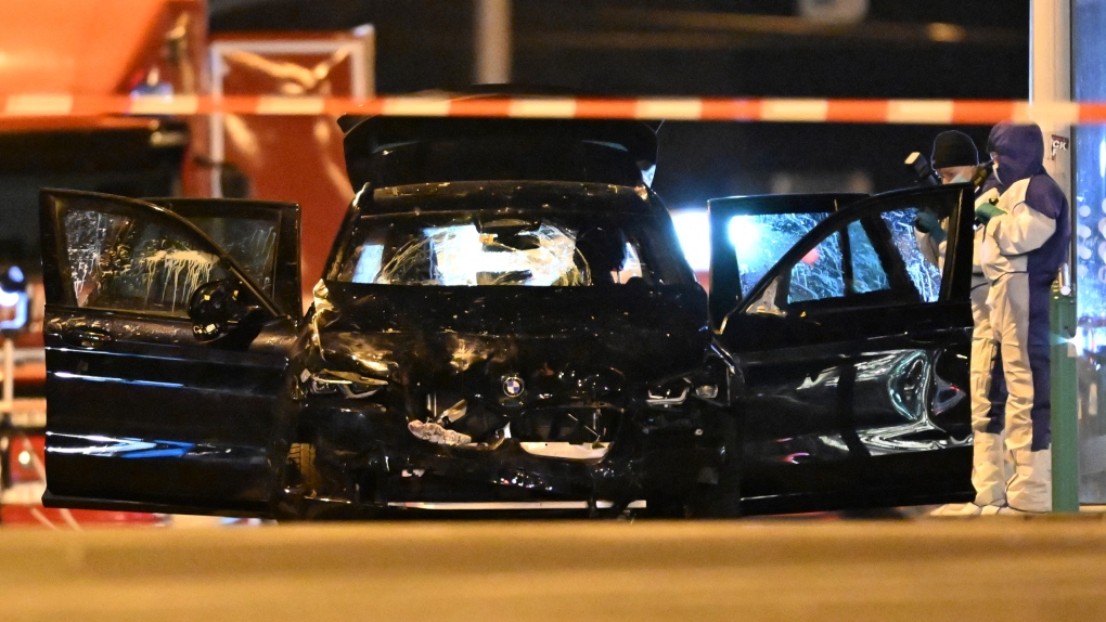 Germany: 2 killed after car drives into Christmas market [Video]