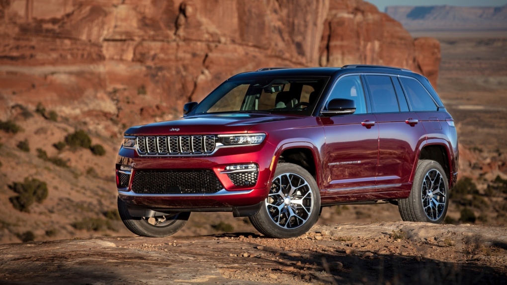 Jeep SUV camera display issue prompts recall [Video]