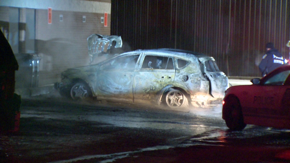 Two vehicles set on fire in Montreal in suspected arson attacks [Video]