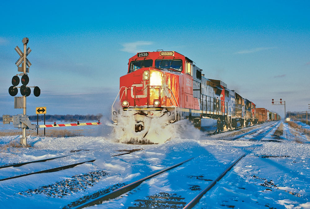 Unifor members ratify new agreement with Canadian National Railway [Video]