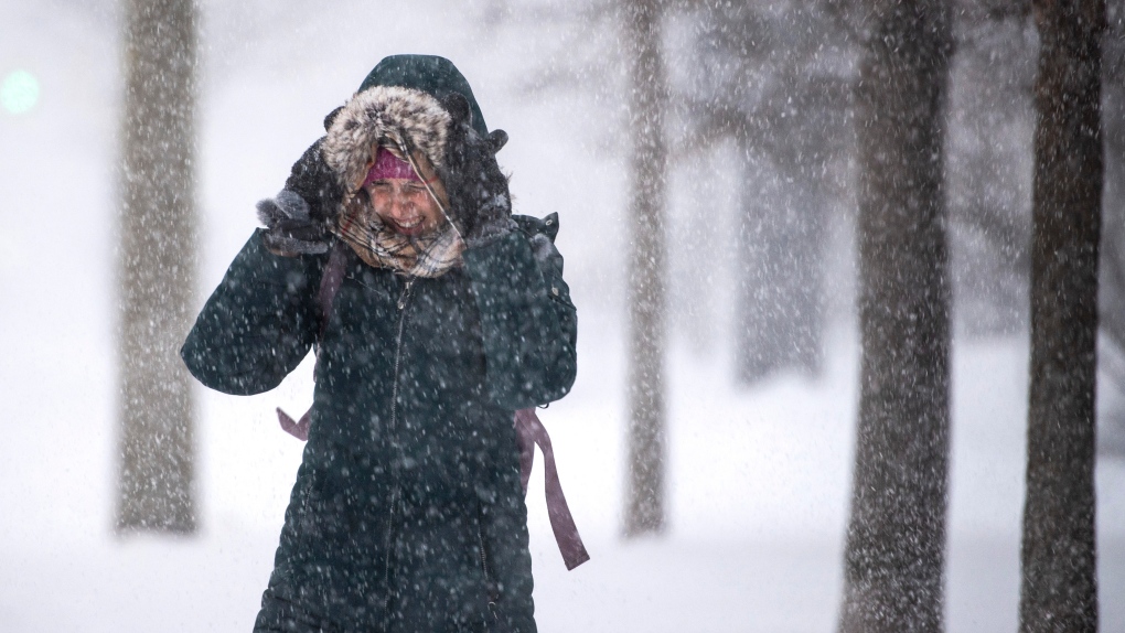 Ottawa weather: Snowfall warning in effect with up to 20 cm of snow by Christmas Eve [Video]