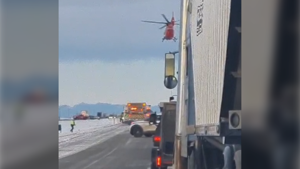 Crash west of Bassano, Alta., closes part of Highway 1 [Video]