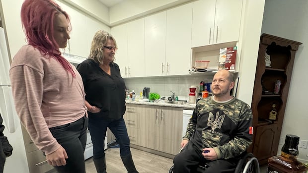 Months after displacement, Kelowna tenants feel forgotten as UBC construction continues [Video]