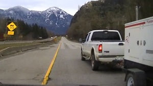 Hope RCMP seek witnesses after driver pulled Highway 1 U-turn [Video]