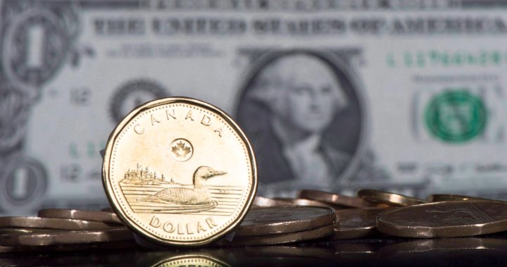 Economists warn of perfect storm hitting weak Canadian dollar as 2025 looms [Video]