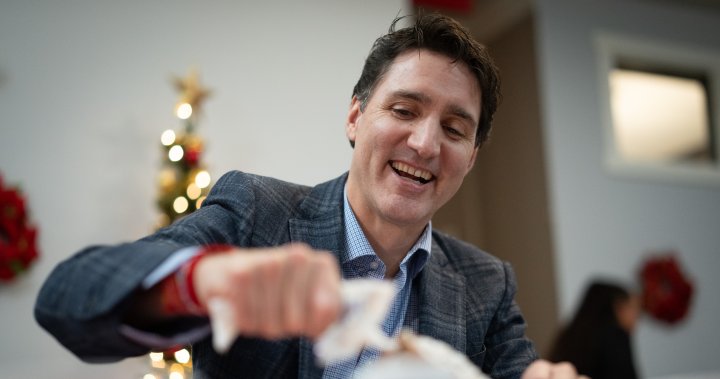 Trudeau tells Canadians to put our politics aside in Christmas message – National [Video]