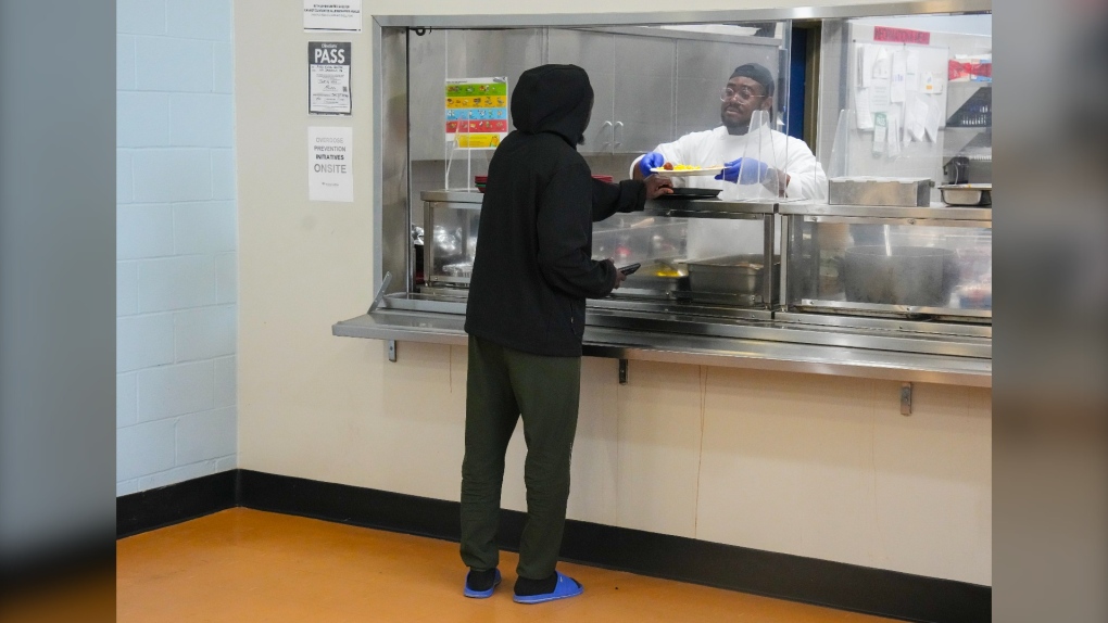 Holidays hard for refugee claimants, say Toronto shelter workers [Video]