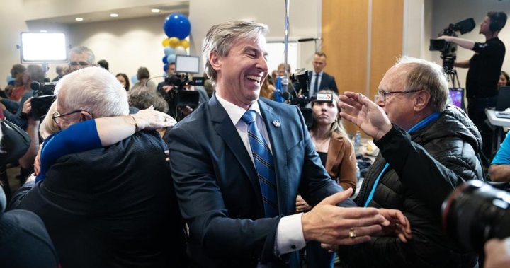 Buoyed by election win, Tim Houston tones down rhetoric toward Ottawa – Halifax [Video]