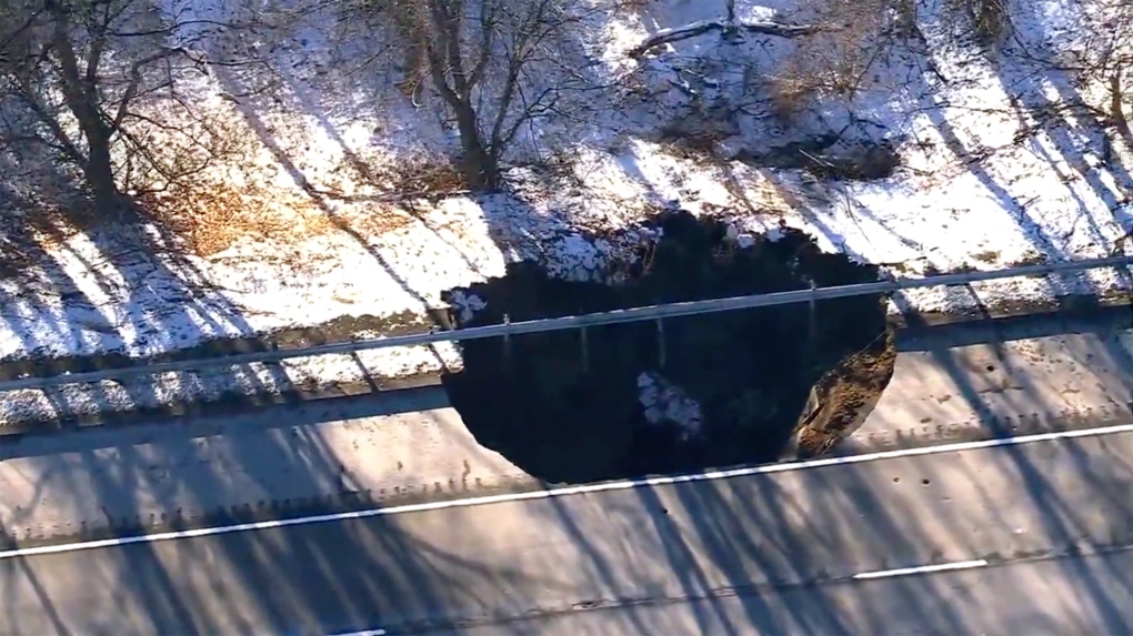 New Jersey sinkhole prompts lane closures on I-80 [Video]