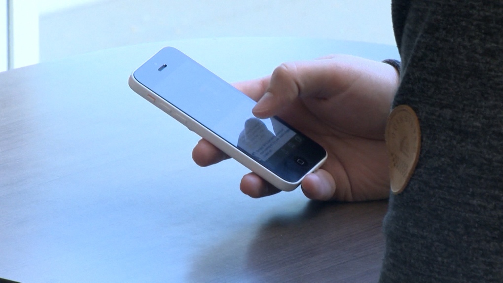 Edmonton Police warn of cell phone scam [Video]