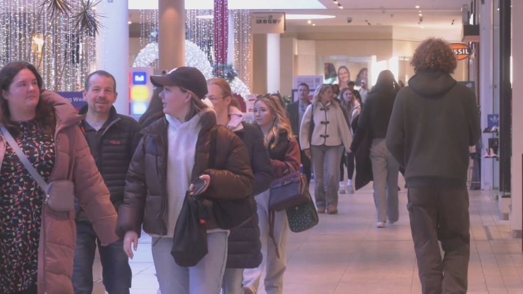 N.S. news: Shoppers look for Boxing Day deals [Video]