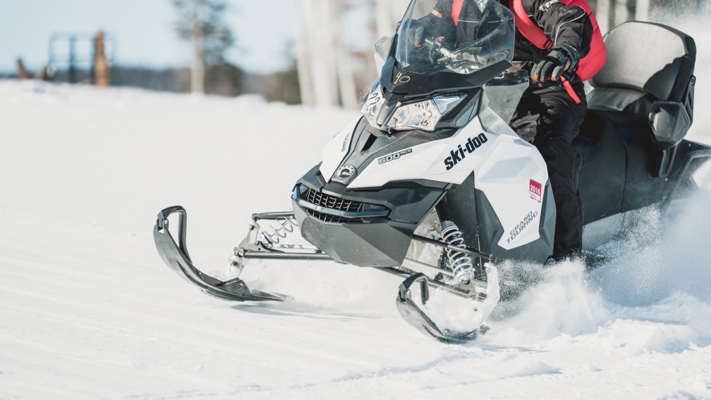 Quebec snowmobiler dies in river on Christmas Eve [Video]