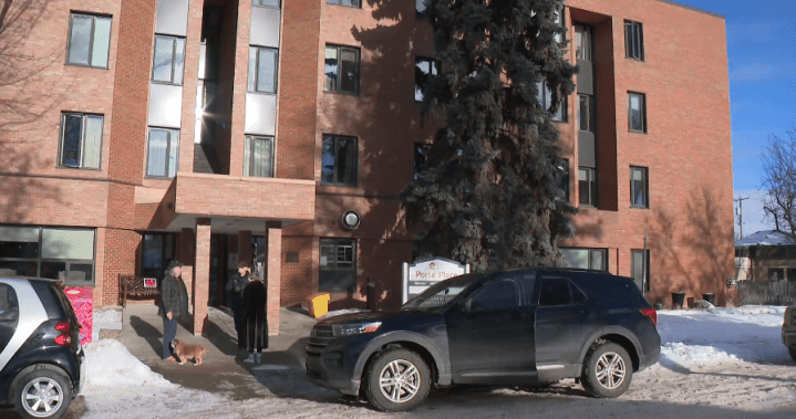 Residents frustrated over broken elevator at Edmonton seniors housing complex – Edmonton [Video]